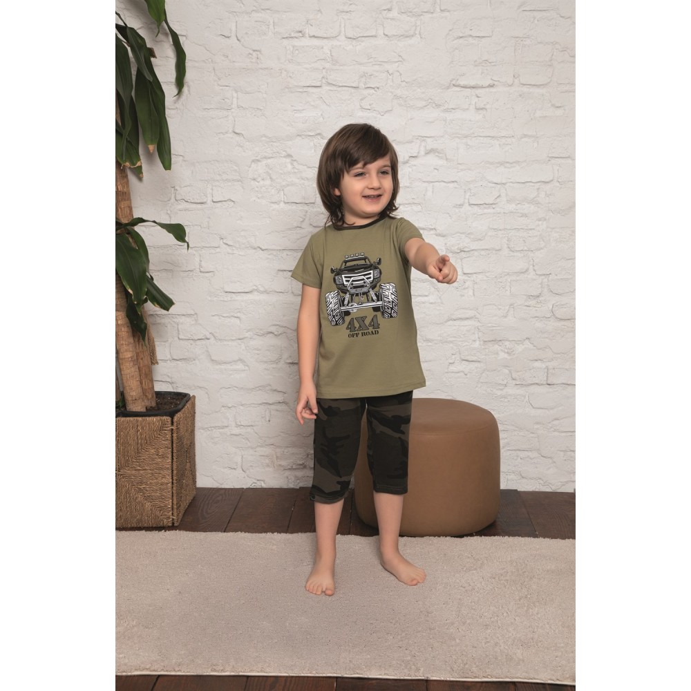 Σετ παιδικής πιτζάμας capri με κοντομάνικο για αγόρι εμπριμέ με σχέδιο 4X4 1 σετ