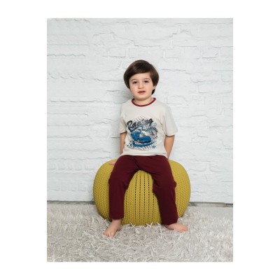 Σετ παιδικής πιτζάμας με μακρύ παντελόνι και κοντομάνικο για αγόρι εκρού με στάμπα Racing 1 σετ