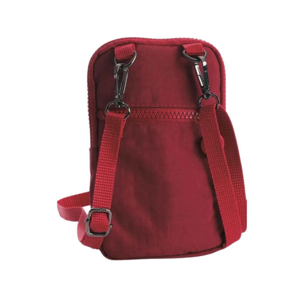 Mega Bag Γυναικείο Πορτοφόλι & Θήκη Κάρτας/Τηλεφώνου με λουράκι με δύο θήκες Μπορντό MEGA226-MRN Mega Bag Γυναικείο Πορτοφόλι & Θήκη Κάρτας/Τηλεφώνου με λουράκι με δύο θήκες Μπορντό MEGA226-MRN